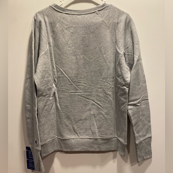Champion Women's PowerBlend Graphic Crew Neck Pullover - Size Medium - Picture 3 of 4